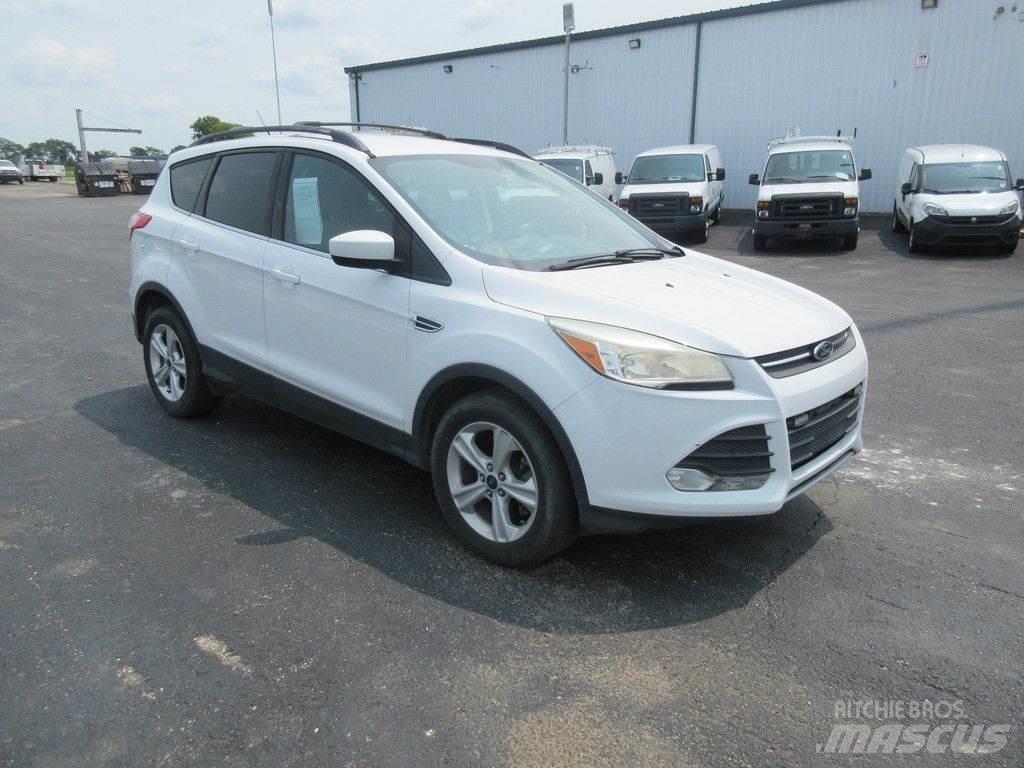Ford Escape Automobili