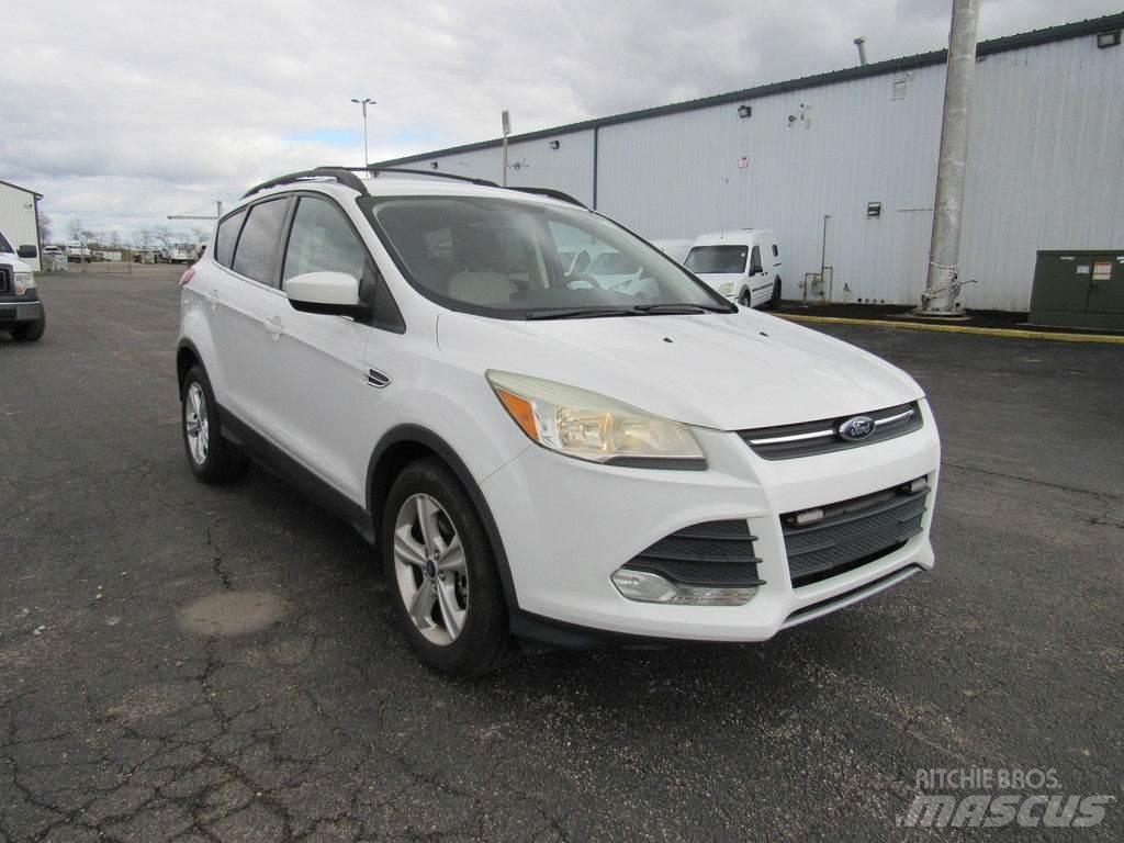 Ford Escape Automobili