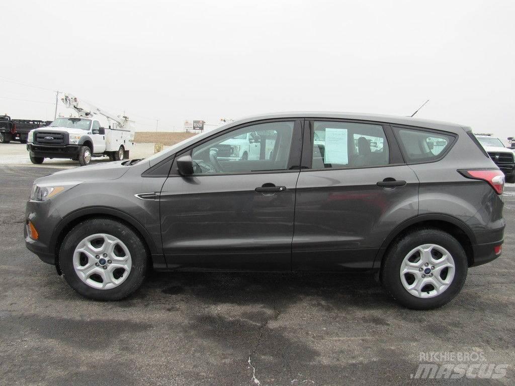 Ford Escape Automobili