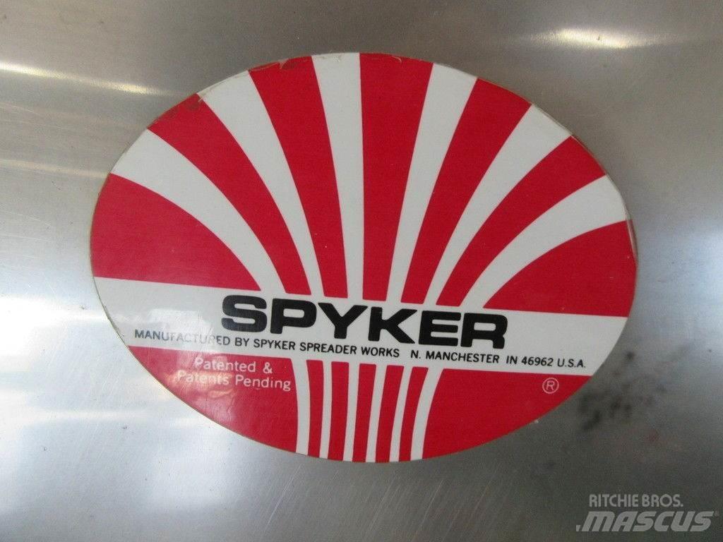  Spyker 133432 Posipači soli i peska