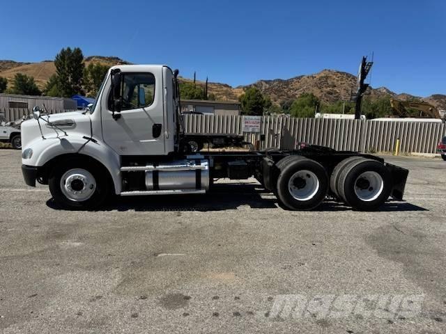 Freightliner M 112 Kamioni-šasije