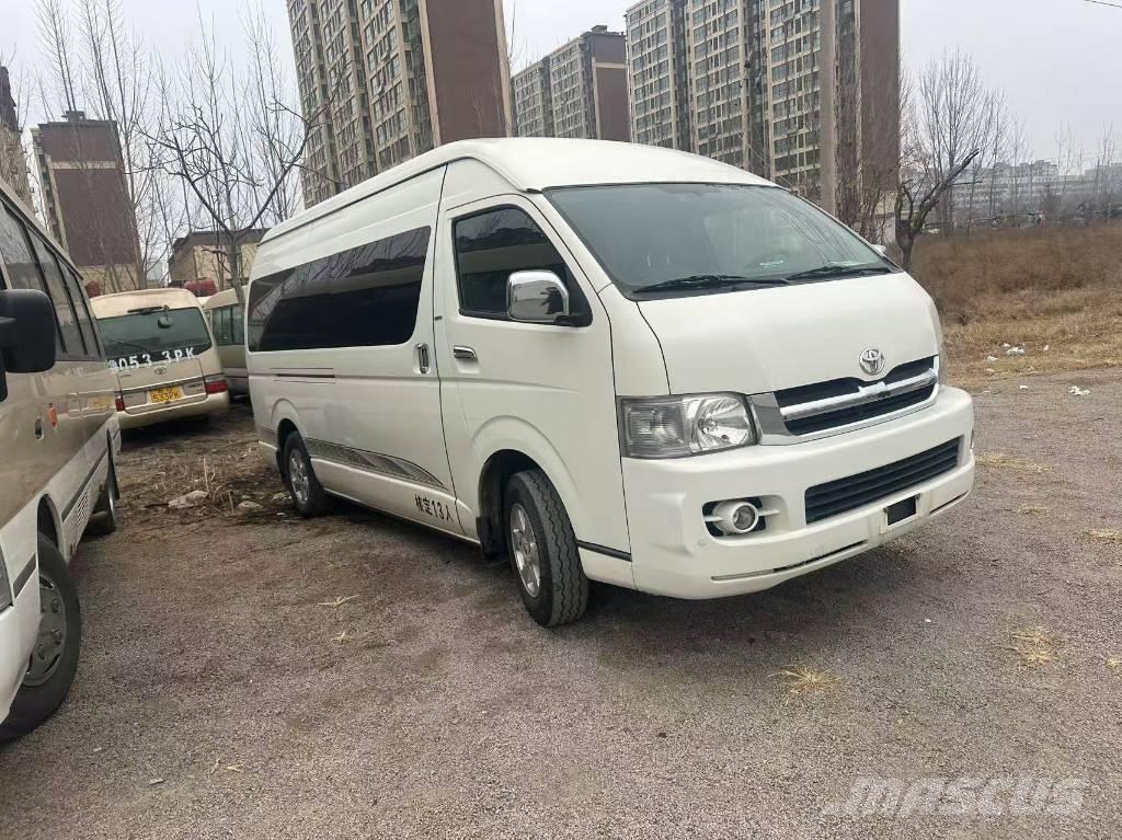 Toyota Hiace Međugradski autobusi