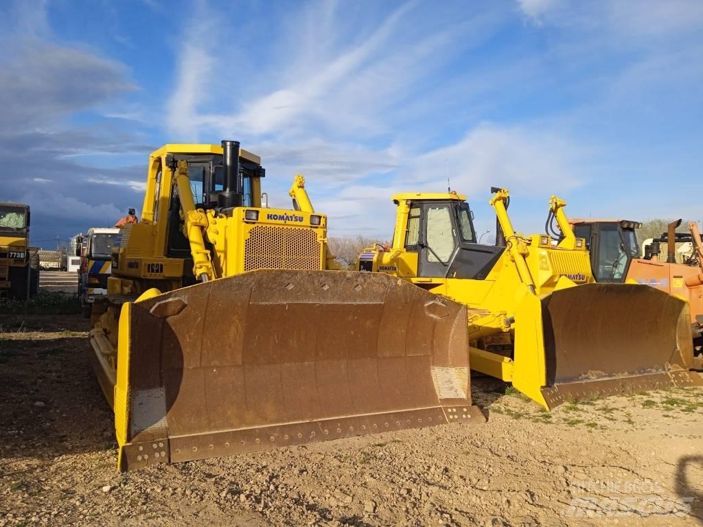 Komatsu D 155 AX-3 Buldožeri guseničari