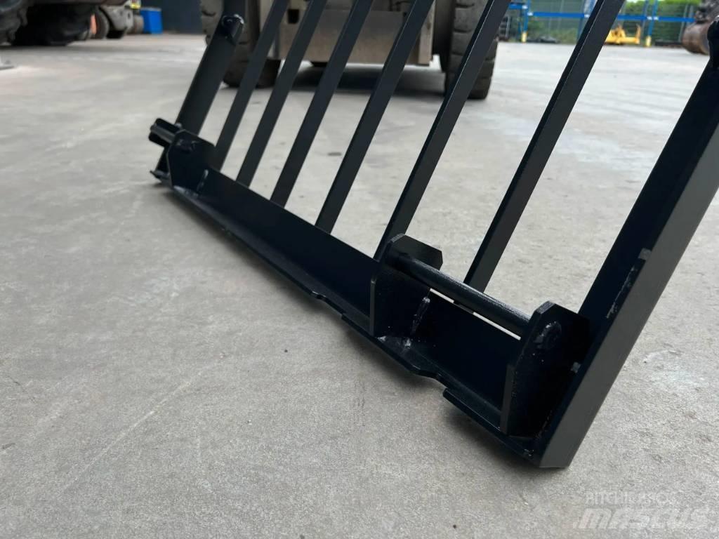 CAT 325D Guard Kabine i unutrašnjost