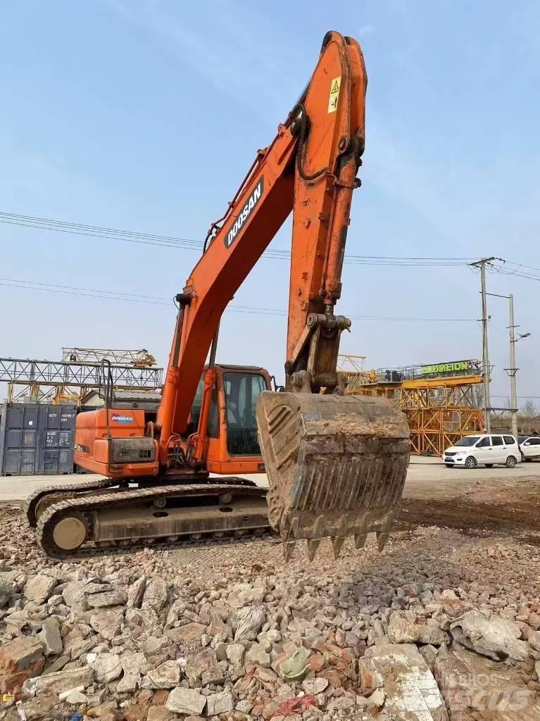Doosan DX 225 LCA Bageri guseničari