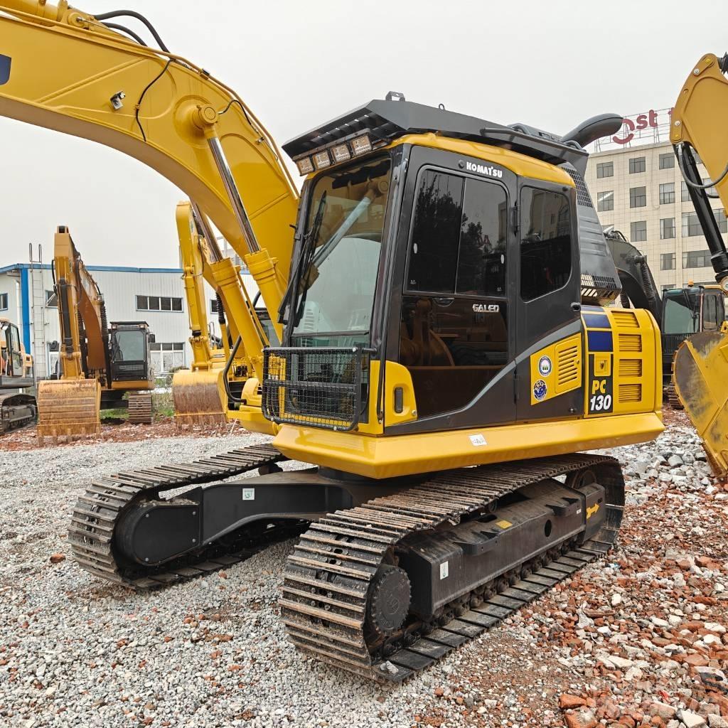 Komatsu 130-7 Bageri guseničari