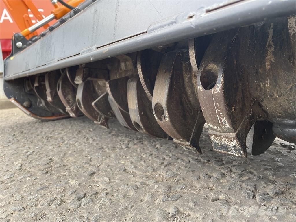 TMC Cancela TLE-125 Šumski mulčeri