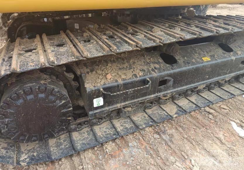CAT 320 D2L Bageri guseničari