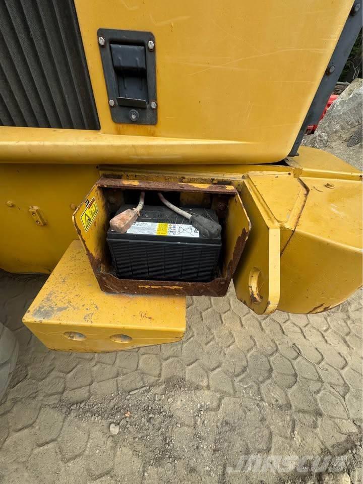 CAT 930 G Utovarivači na točkove