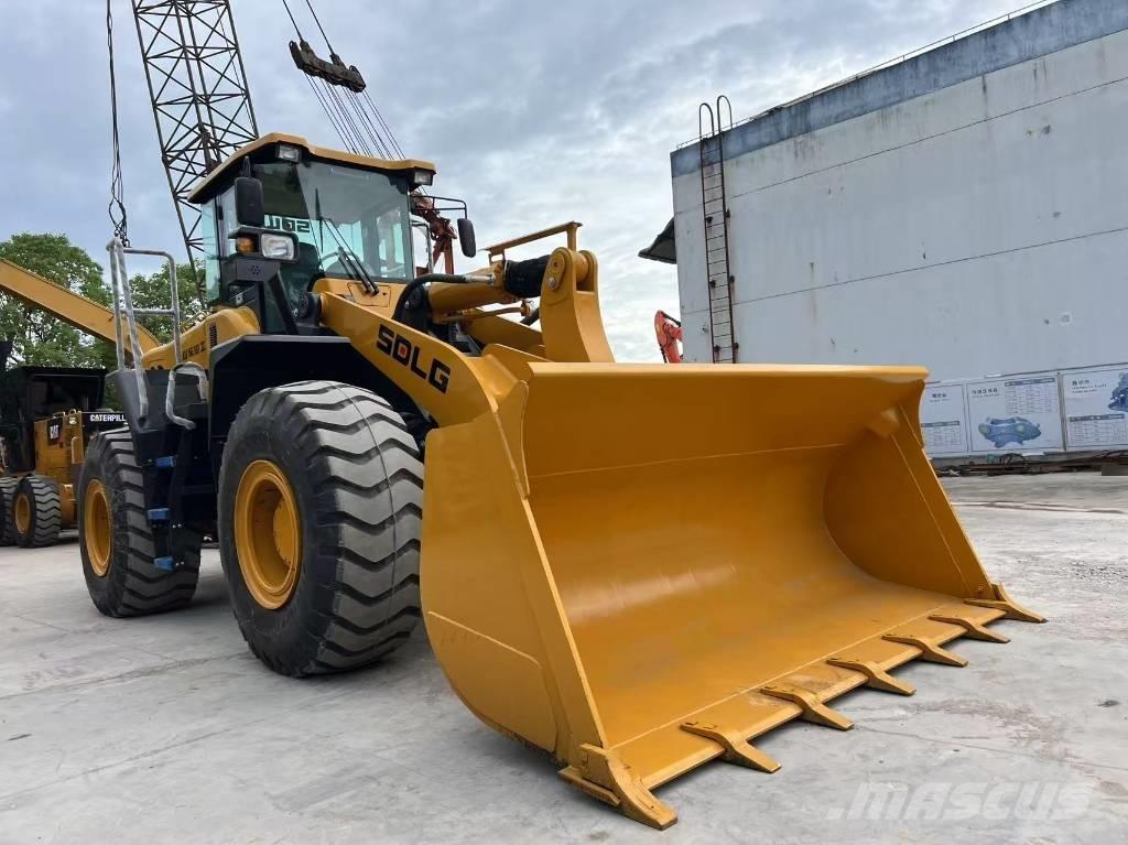 CAT LG956L Utovarivači na točkove