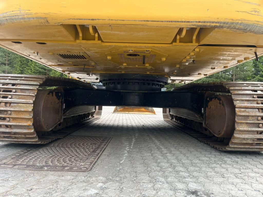 CAT 326 07A Next Gen Bageri guseničari