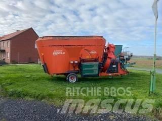 Kuhn Typ 2070 Mešaona stočne hrane