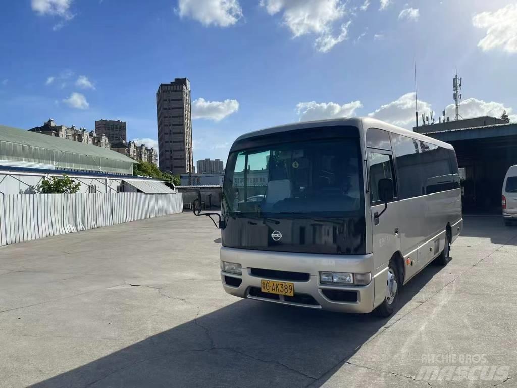 Nissan Civilian Međugradski autobusi
