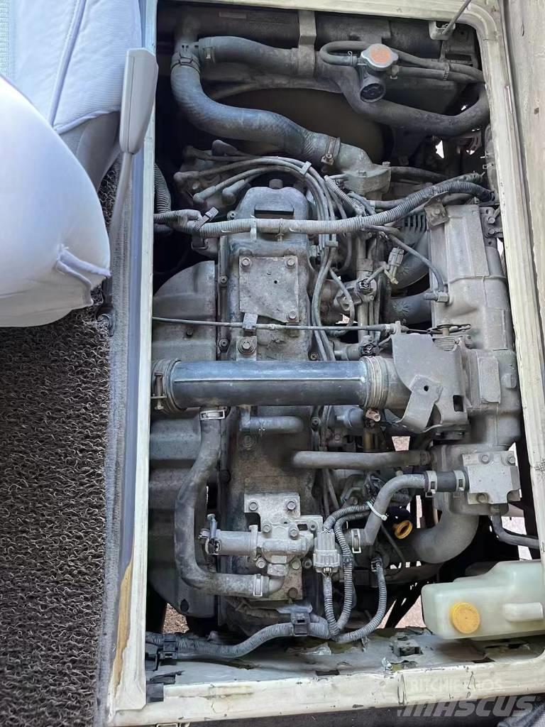 Nissan Civilian Međugradski autobusi