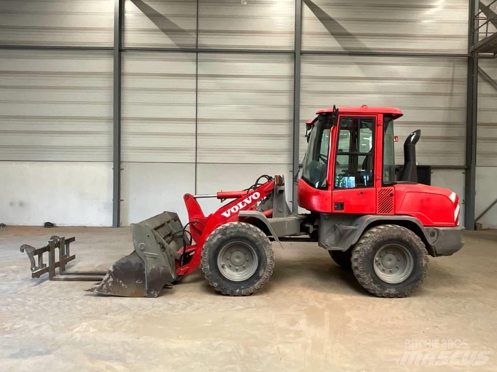 Volvo L 30 G Utovarivači na točkove