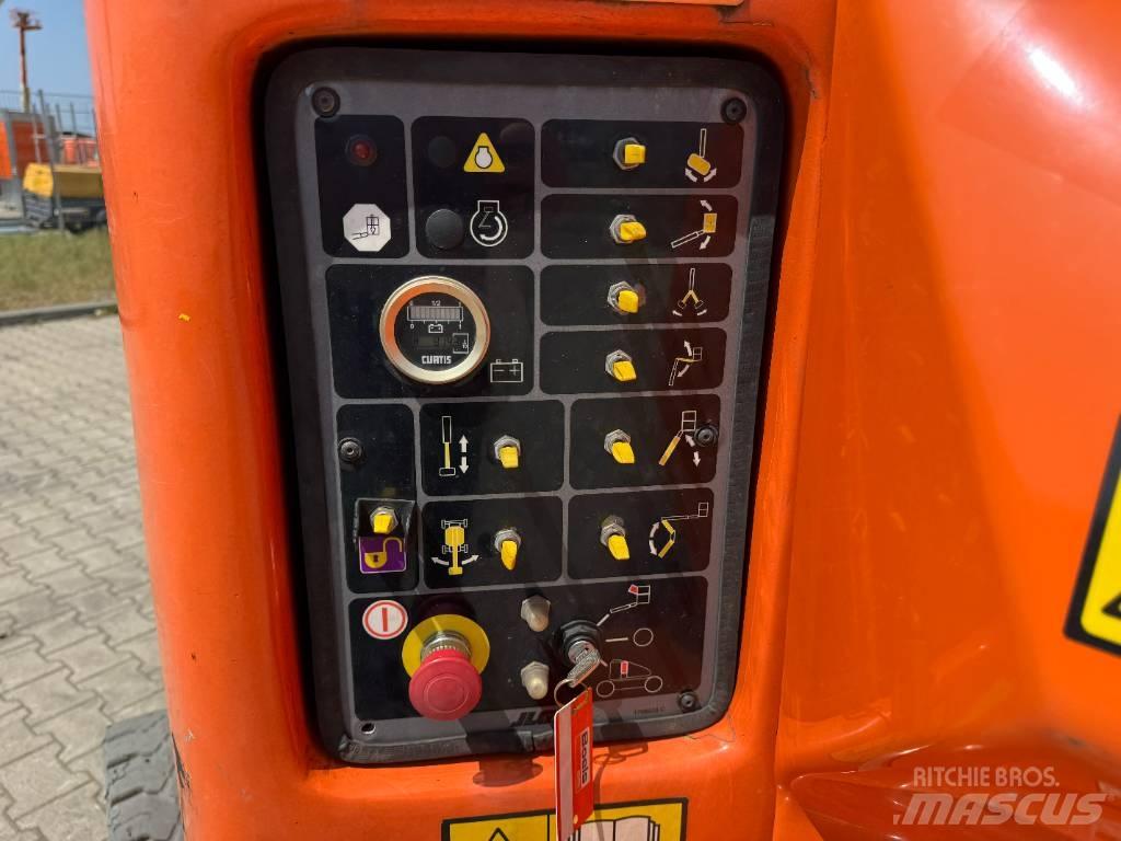 JLG E400AJPN Zglobne podizne platforme