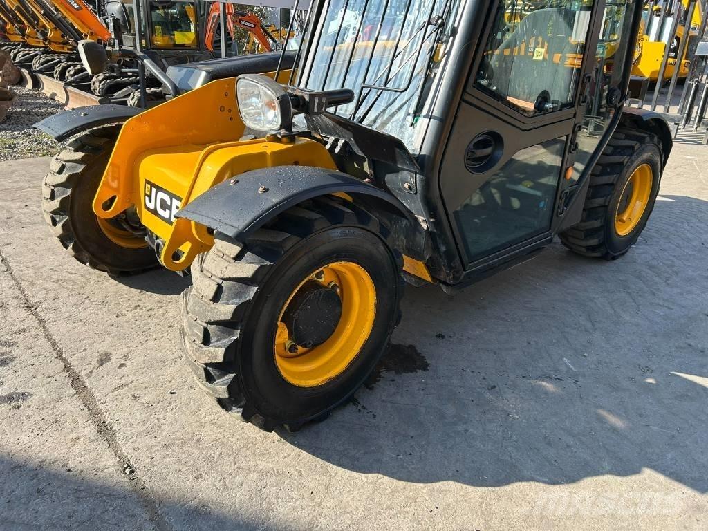 JCB 525-60 Teleskopski viljuškari