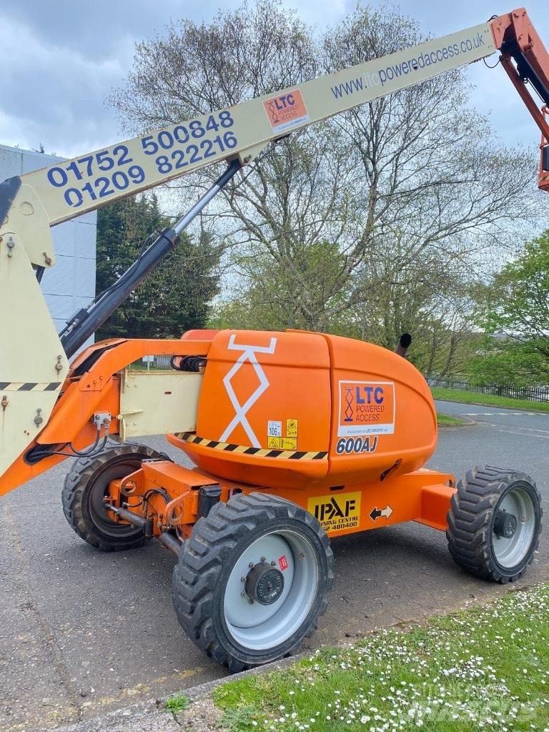 JLG 600 AJ Zglobne podizne platforme