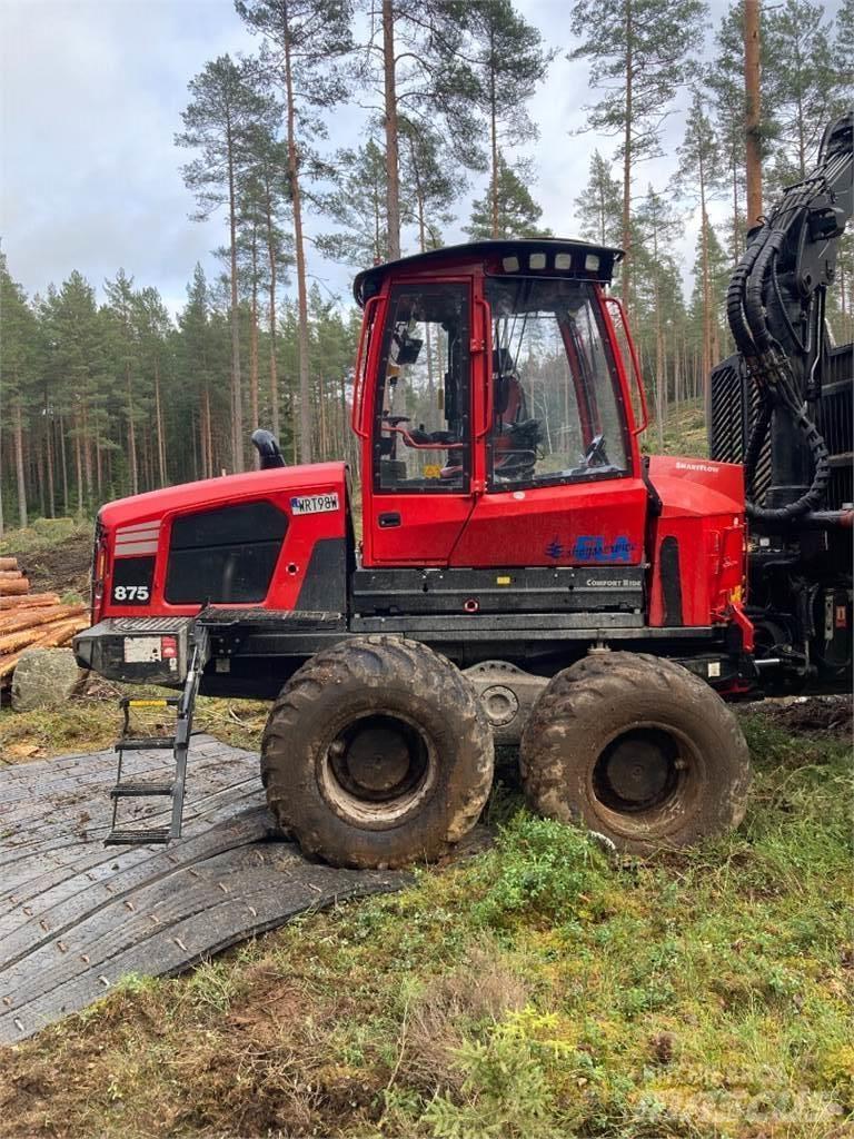 Komatsu 875 Forvarderi