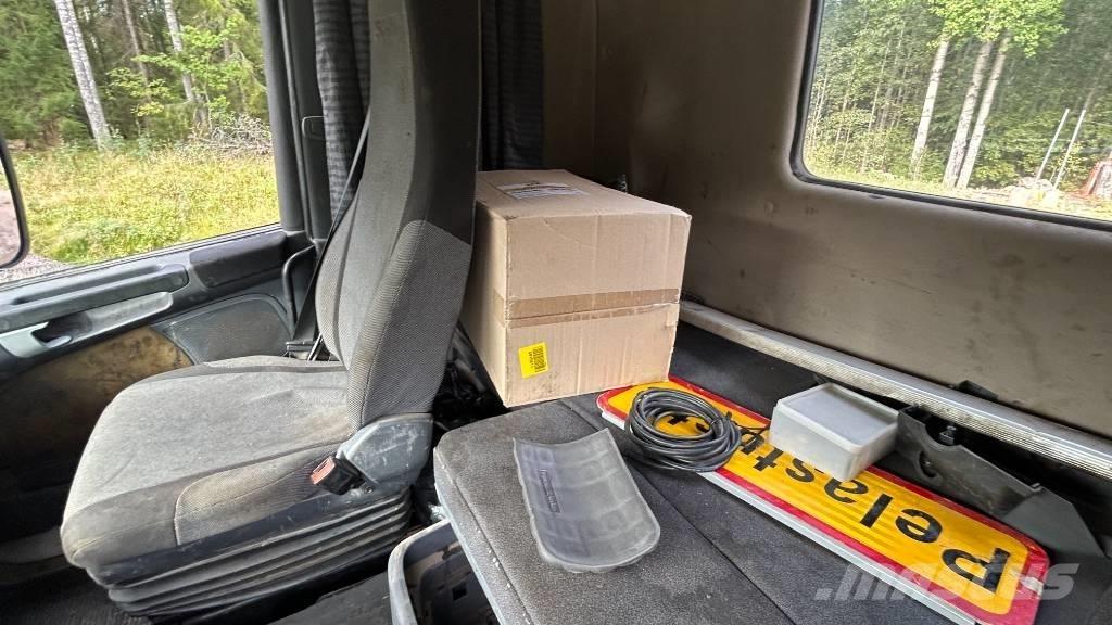 Scania R 500 Rol kiper kamioni sa kukom za podizanje tereta