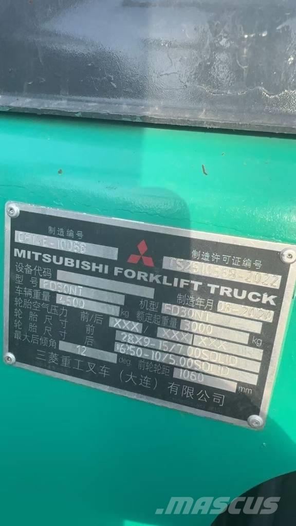 Mitsubishi 3t Dizelski viljuškari