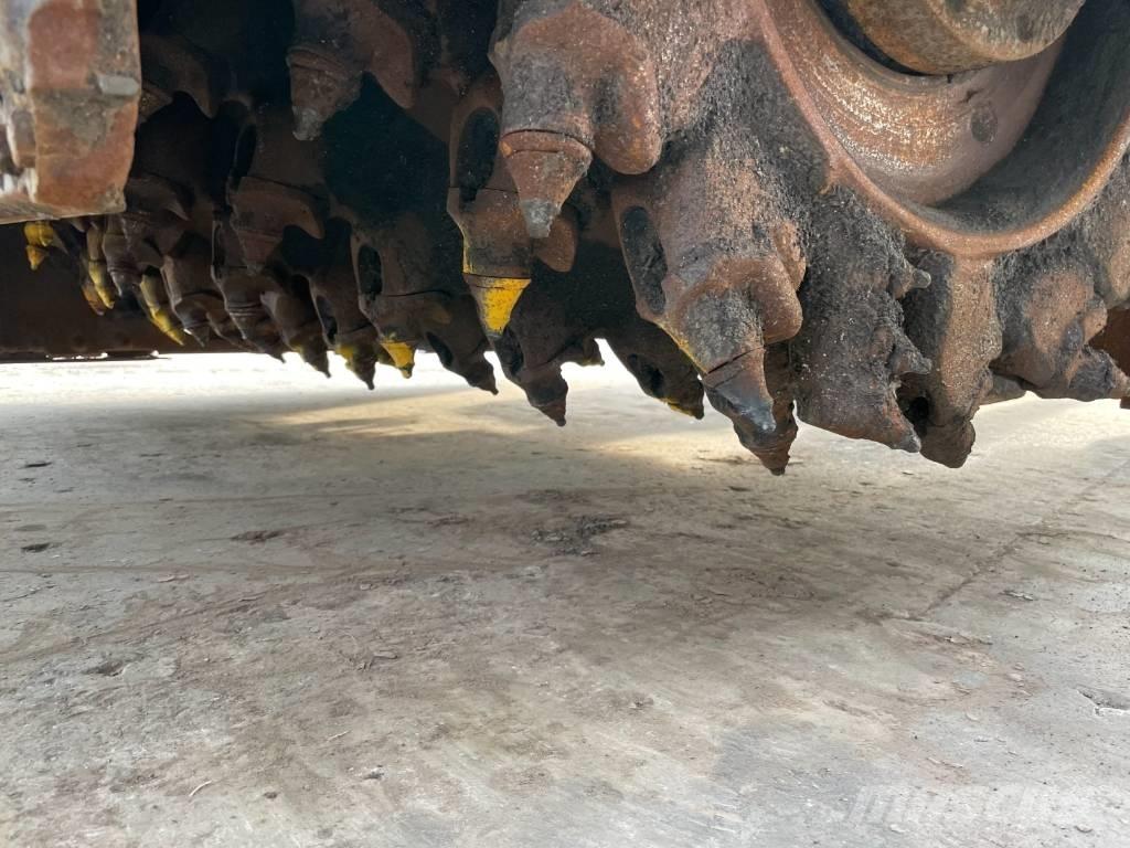 Wirtgen W 210 Freze za asfalt