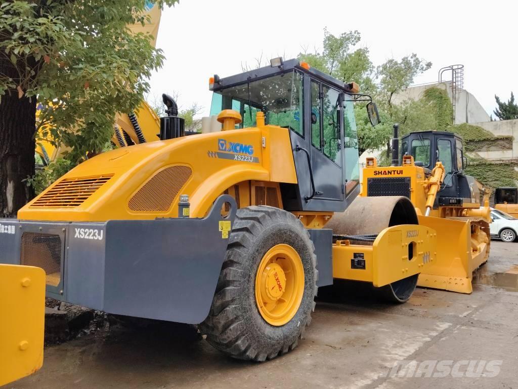 XCMG XS 223 J Valjci sa jednim bubnjem