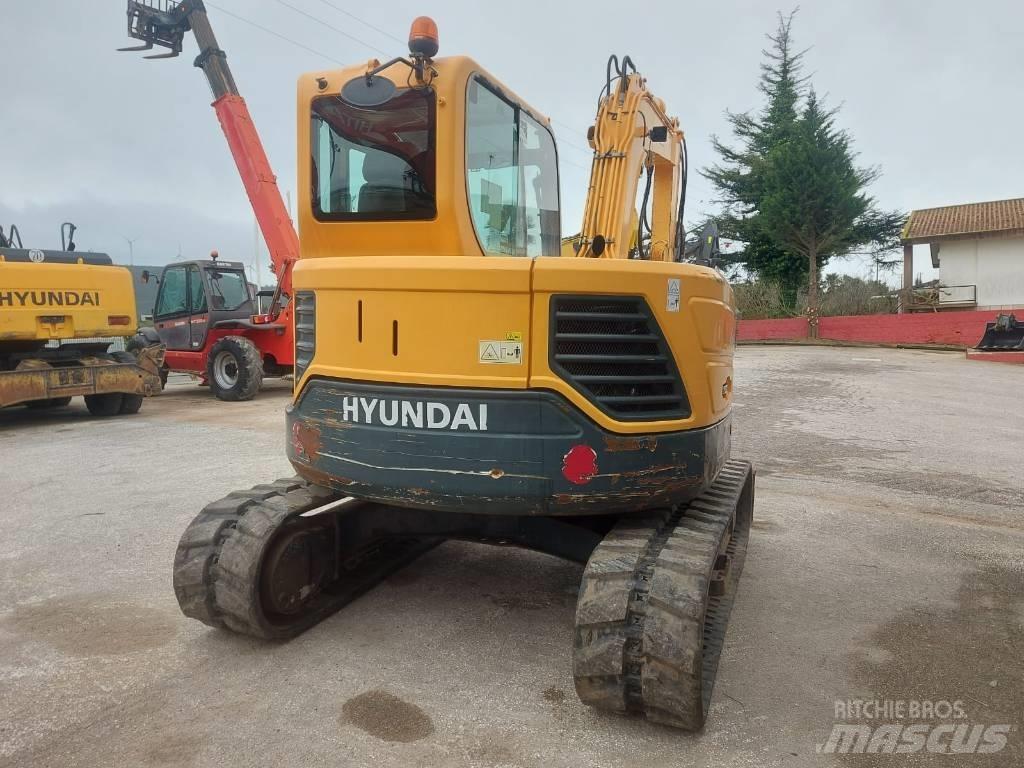 Hyundai R 80 CR Midi bageri 7t – 12t