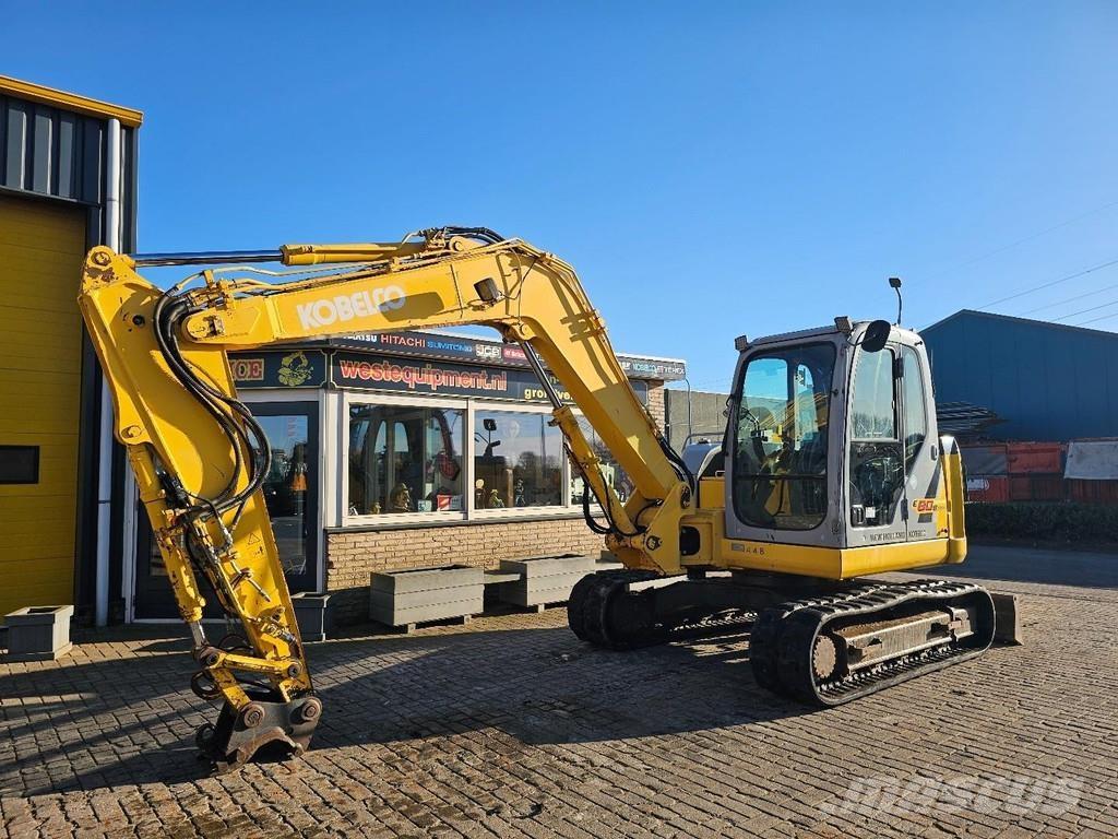 New Holland E80 Midi bageri 7t – 12t