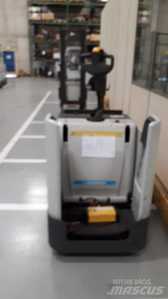 Atlet PMR 200 Nisko podizni električni viljuškar sa stajalištom