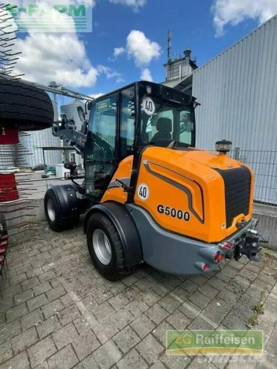 GiANT g5000 Mini bageri < 7t