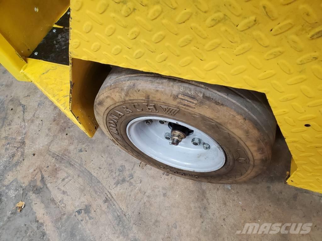 Taylor-Dunn SC090 Tegljači