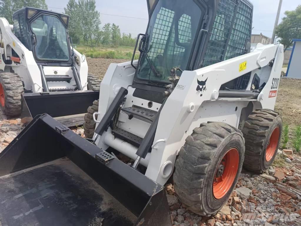 Bobcat S 220 Skid steer mini utovarivači