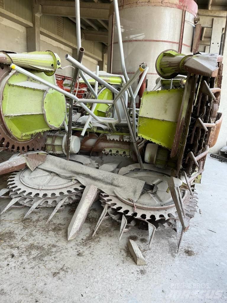 CLAAS RU 600 Mašine za stočnu hranu sa sopstvenim pogonom