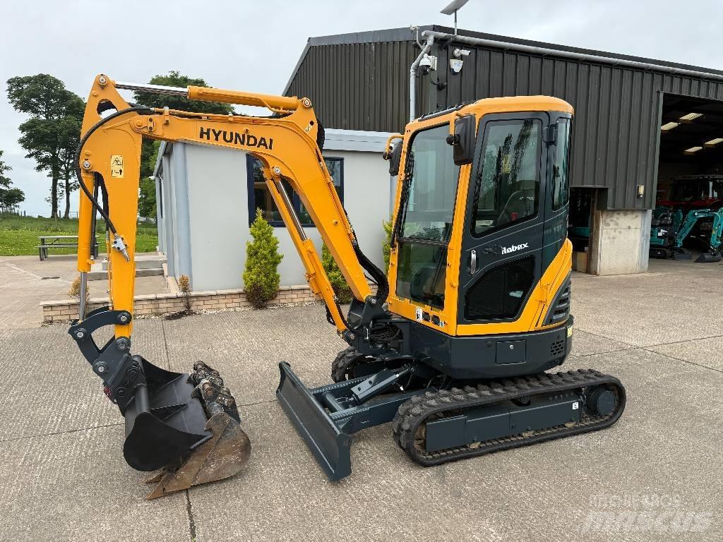 Hyundai R25Z-9 AK Mini bageri < 7t