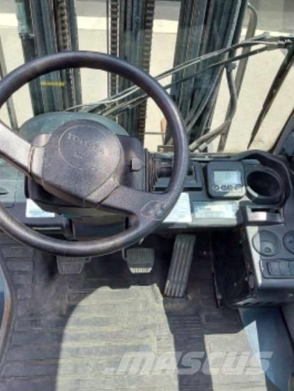 Toyota 02-8 FDF 25 Dizelski viljuškari