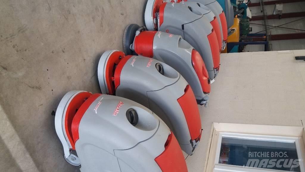  Autolaveuse Comac Mašine za čišćenje
