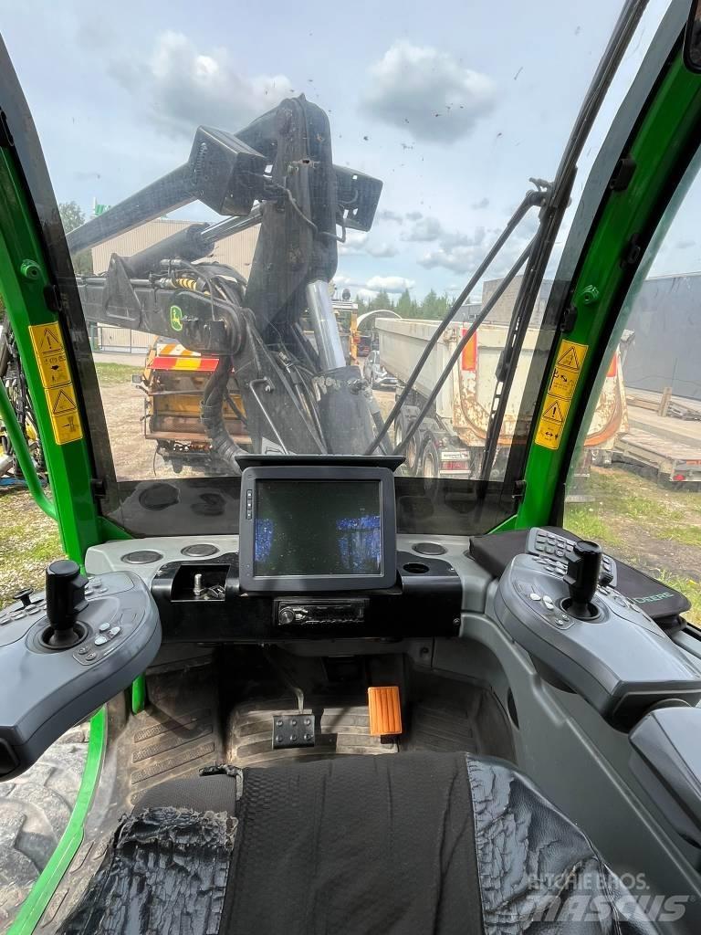 John Deere 1070E Harversteri