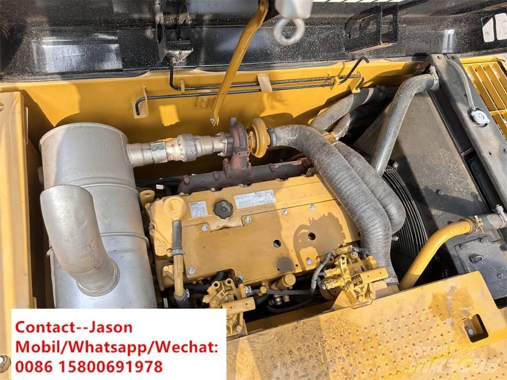 CAT 320D2 Bageri guseničari
