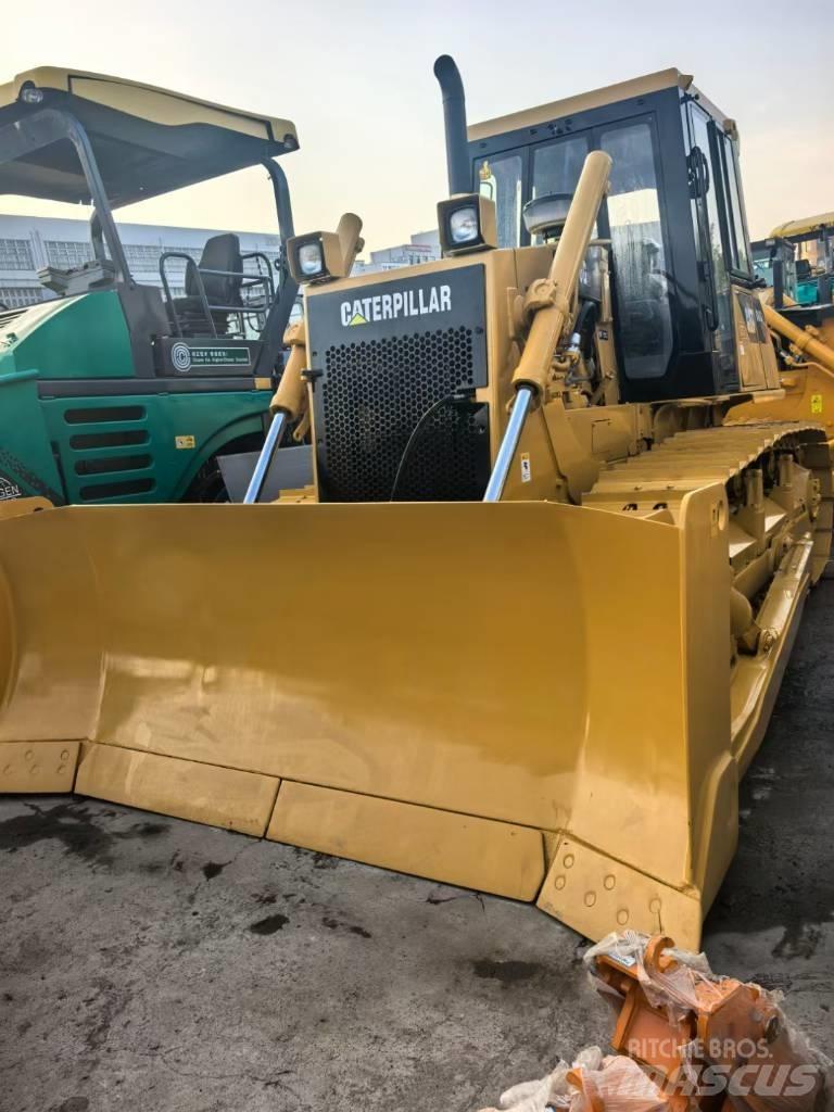 CAT D6G Buldožeri guseničari
