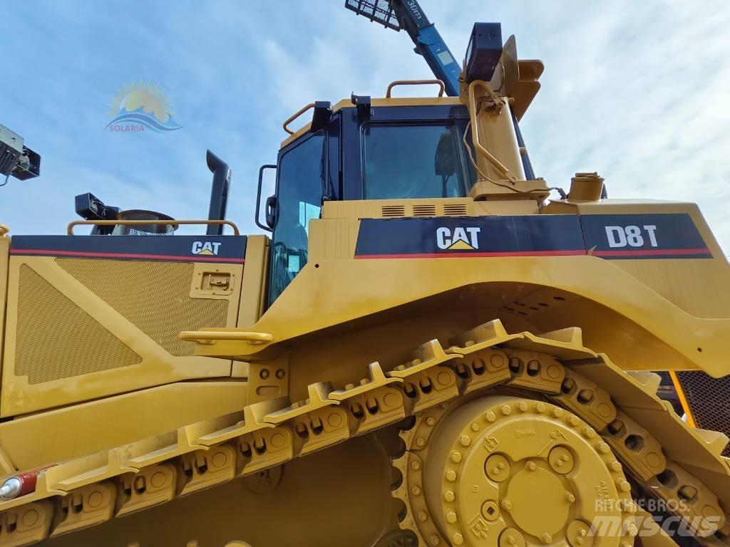 CAT D 8 T Buldožeri guseničari