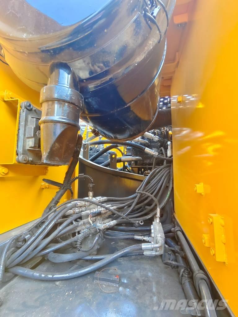 Volvo EC 250 D L Bageri guseničari