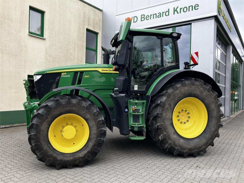 John Deere 6R 250 Traktori
