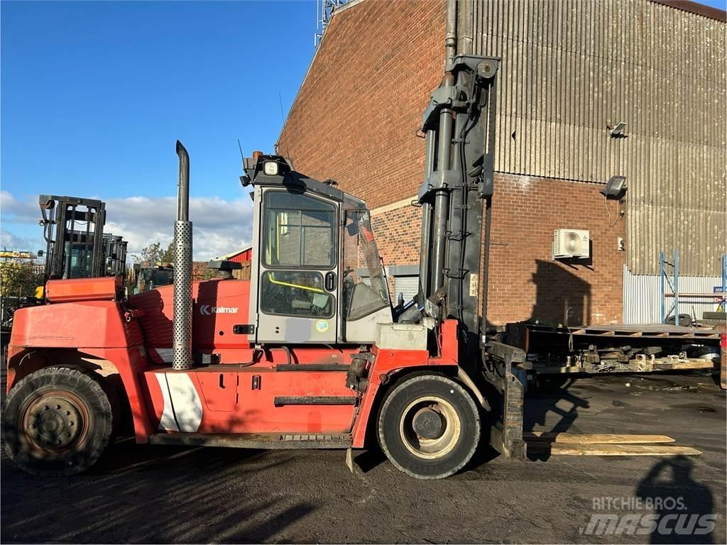 Kalmar DCE150-12 Dizelski viljuškari