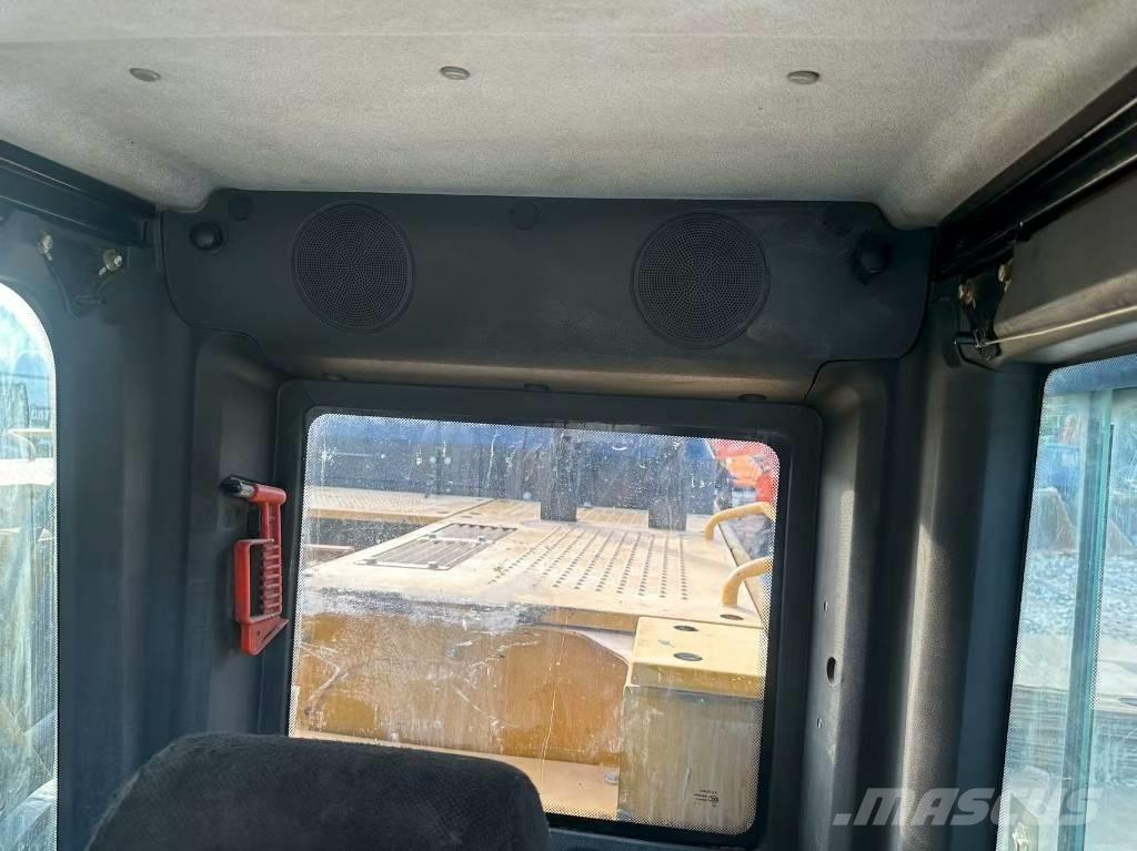 Sany 750 Bageri guseničari