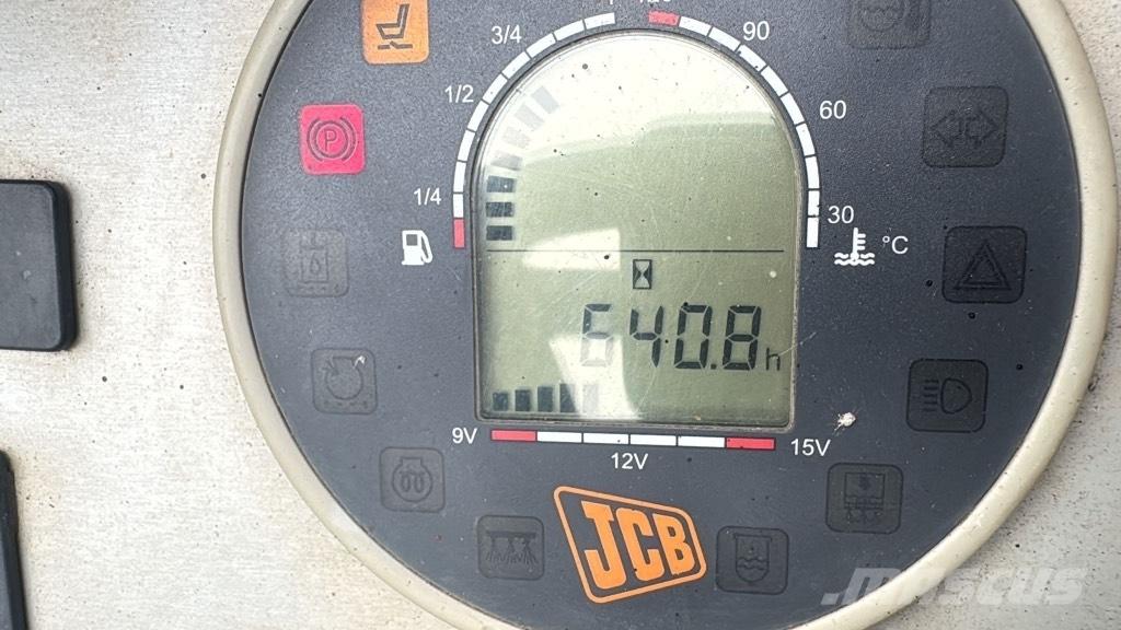 JCB VMT 430-130 Valjci sa duplim bubnjem