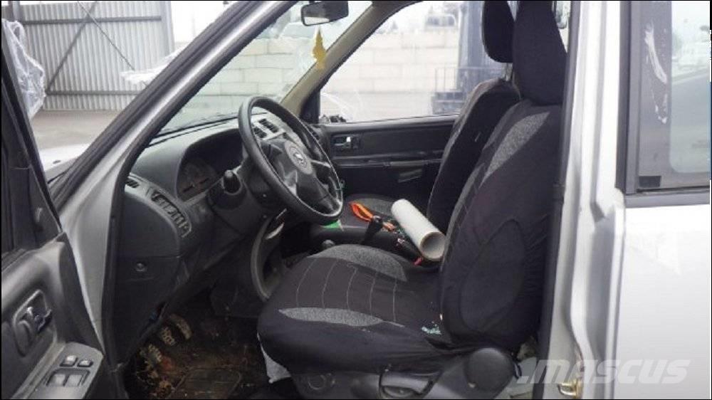 Nissan Terrano II Automobili