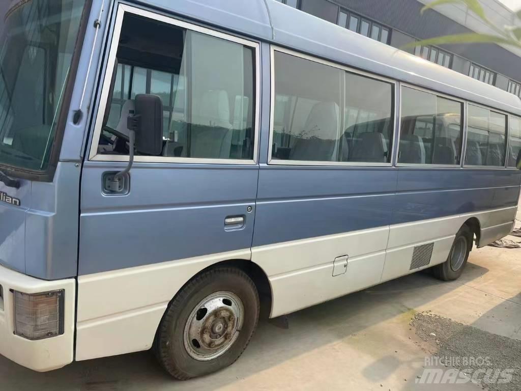 Nissan Civilian Međugradski autobusi