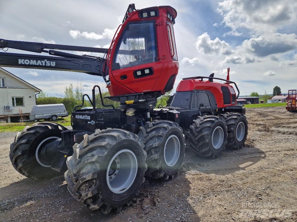 Komatsu 931 XC Harversteri