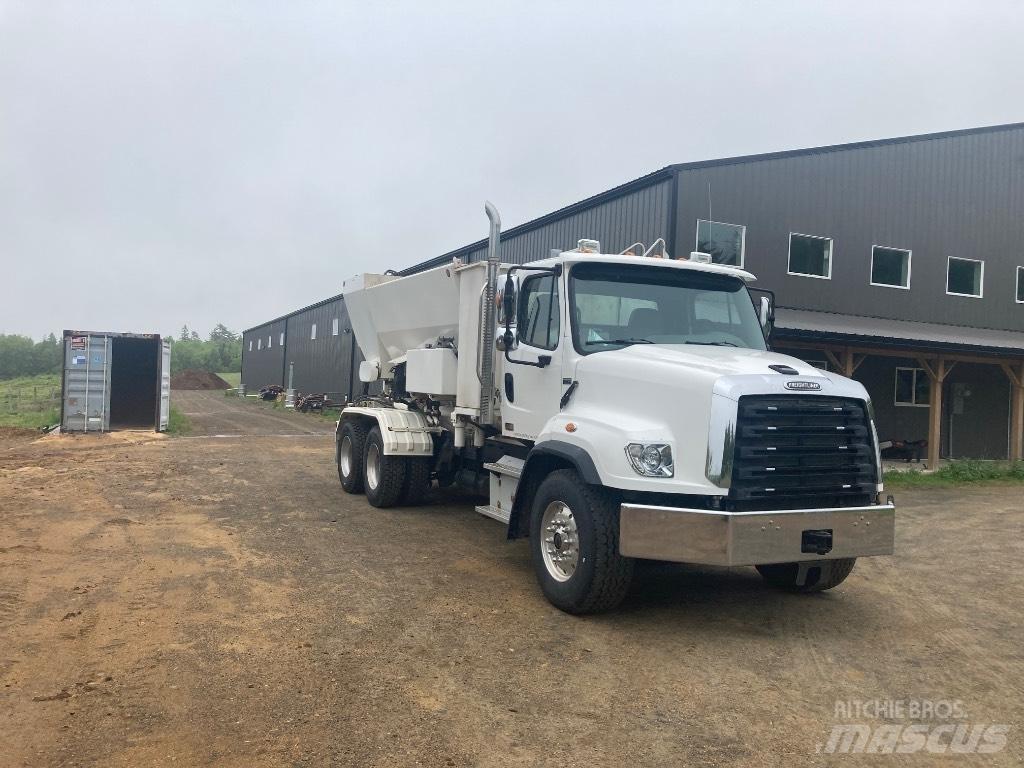 Freightliner SD 114 Kamioni mešalice za beton